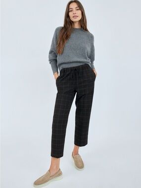 Aritzia The Group by Babaton Jimmy Pant - Drawstring Trousers - Women’s Size L